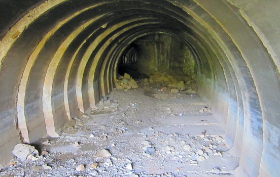 Strange tunnel, outskirt of Esfahan