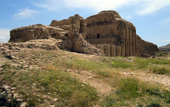 Ardashir-Kwarrah ruins near Firuz Abad